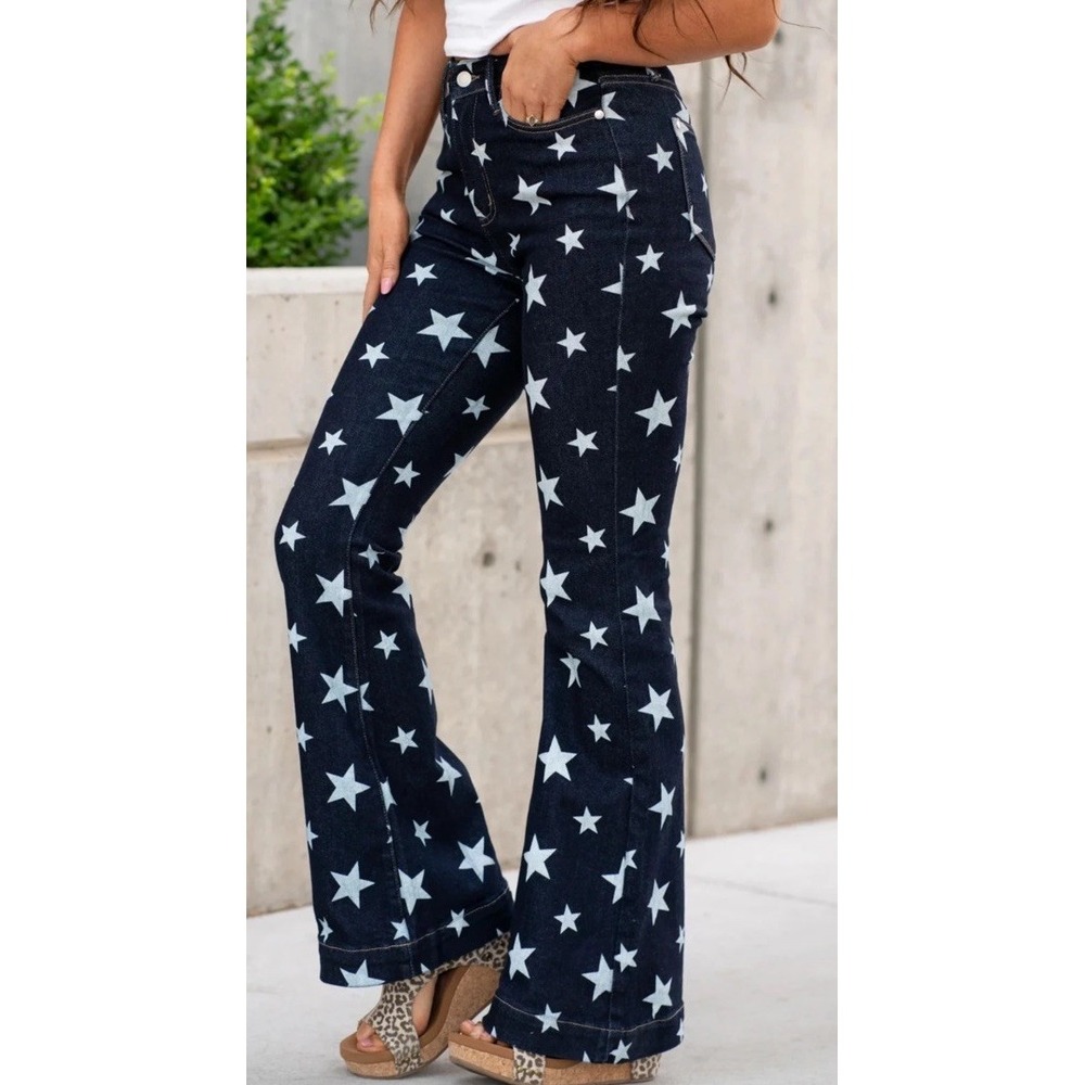 Judy Blue Women's Stars All Over High Rise Flare Jeans, Size 9/29